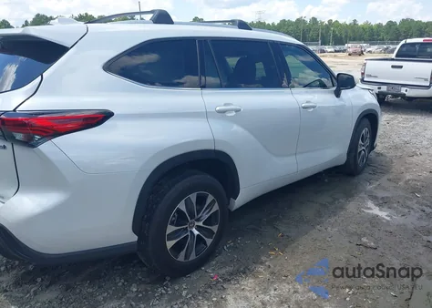 2022 Toyota Highlander Hybrid Xle from USA, damaged, VIN 5TDGARAHXNS512129